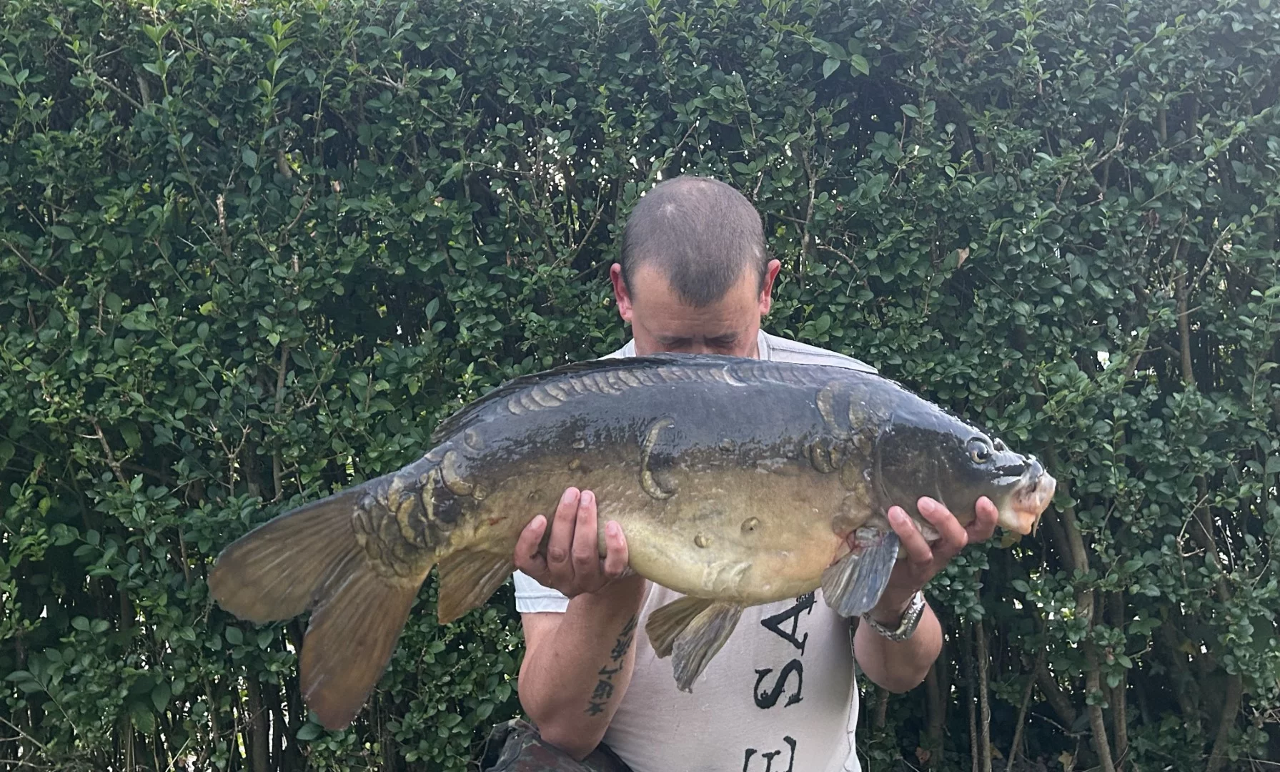 Spiegelkarpfen (83 cm und 8,99 kg) – Andre Rademacher