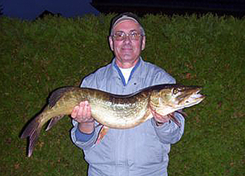 Hecht (95 cm und 11,4 Pfund) – Klaus Kroschinski