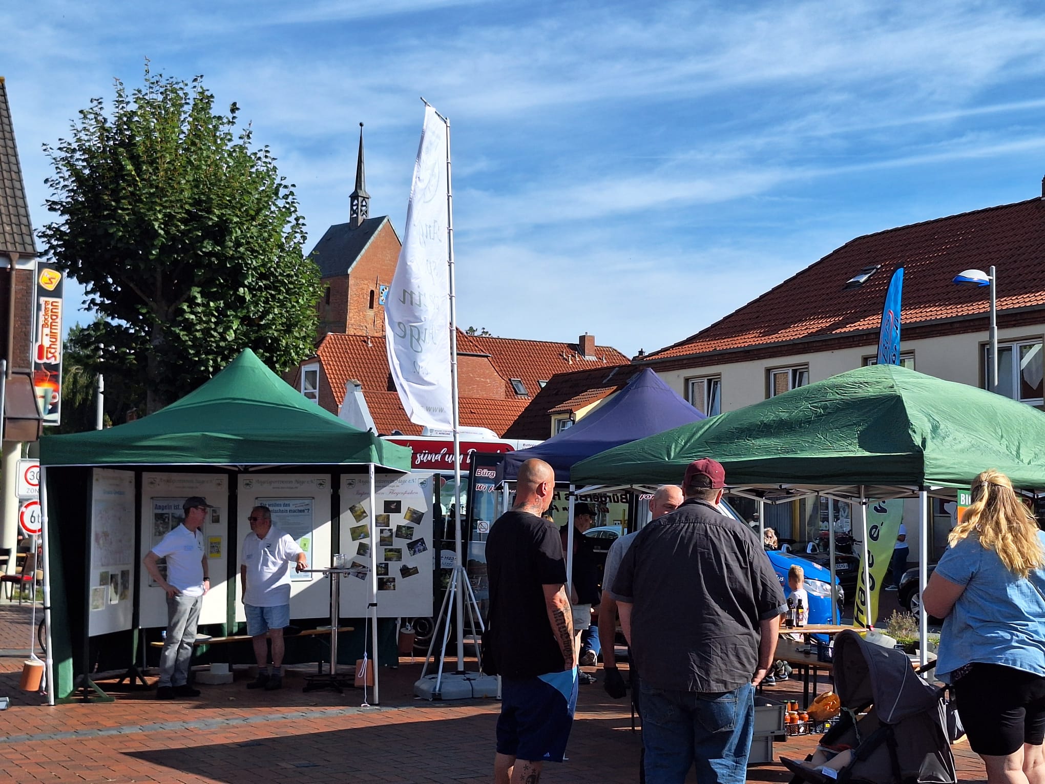 Angelsportverein war beim Tuffelmarkt dabei